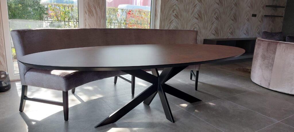 ovale eettafel stalen onderstel